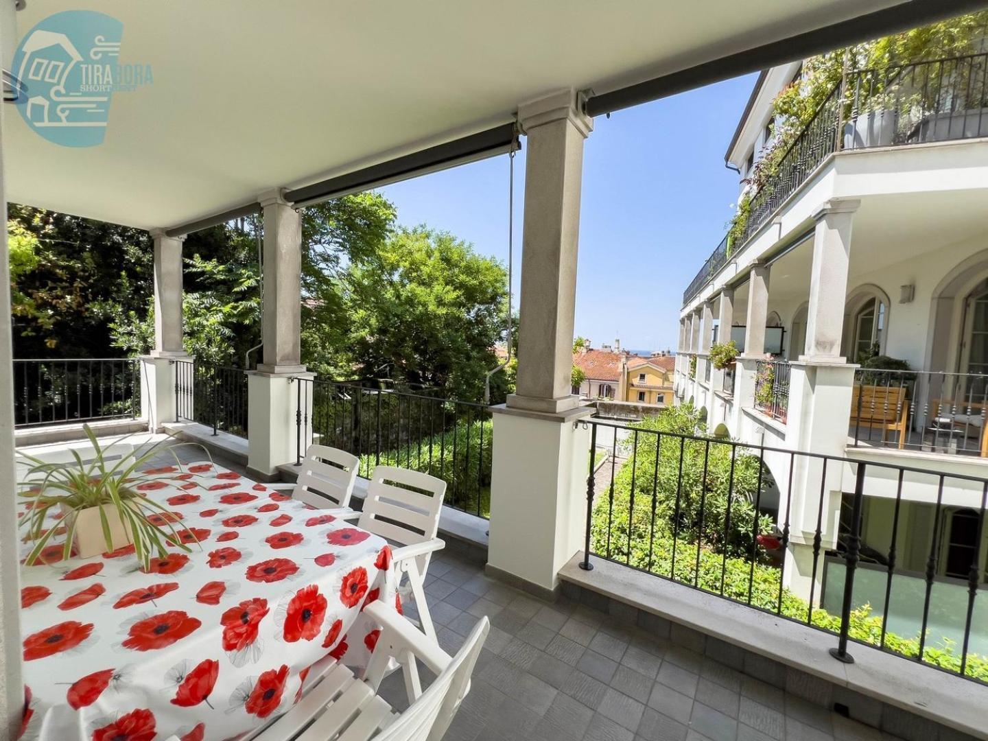 Cattedrale 5 Tirabora Short Rent Apartment Trieste Exterior photo